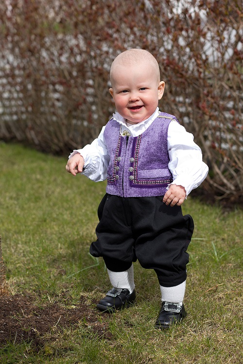 Hovedbilde Lasse Babydrakt Lilla 