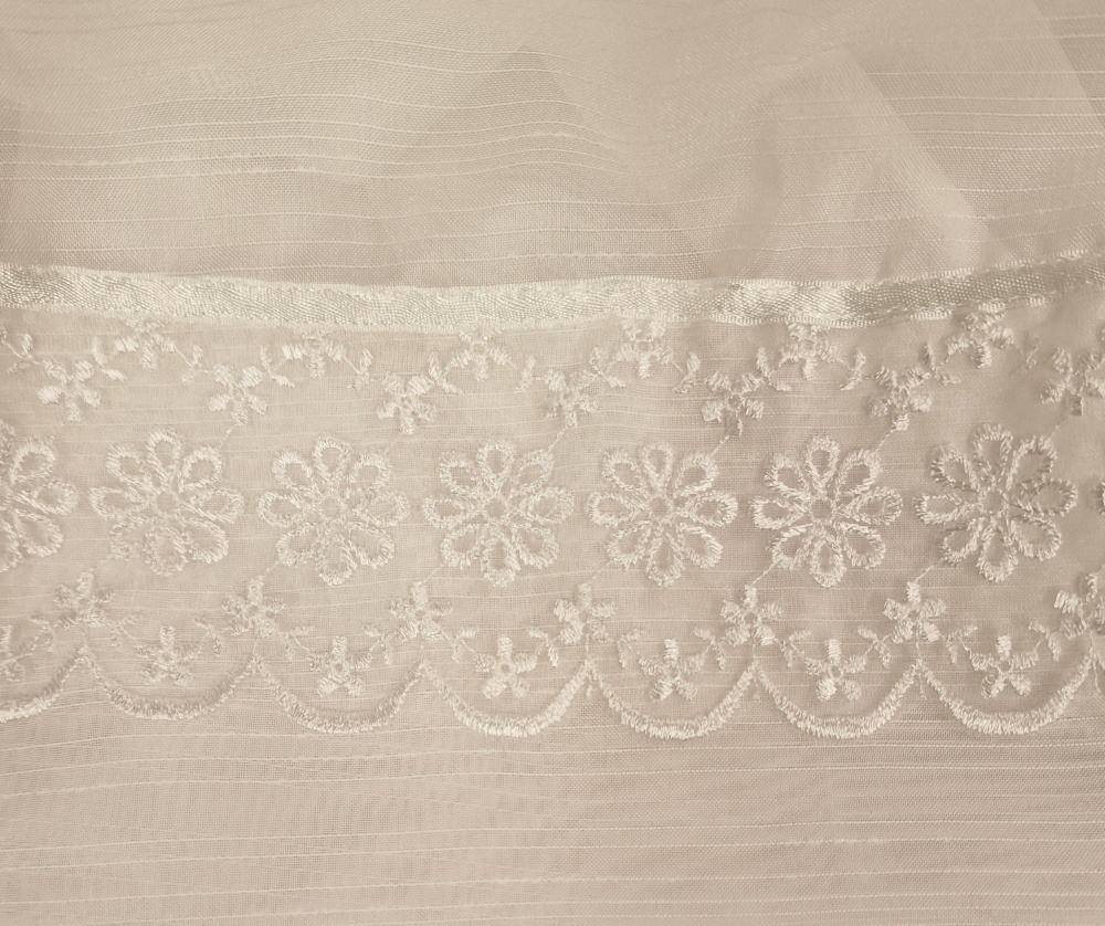 Hovedbilde Johanna Dåpskjole  uten lue 