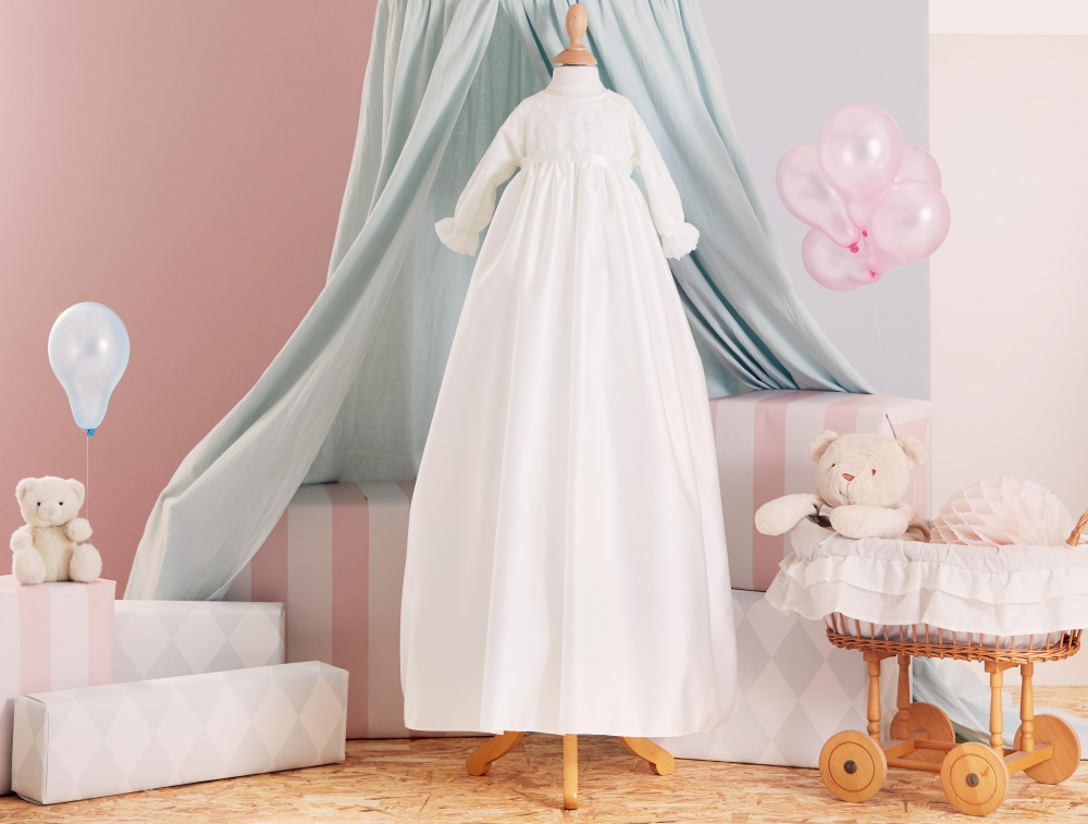 Hovedbilde Dåpskjole med Lue (08 6089)